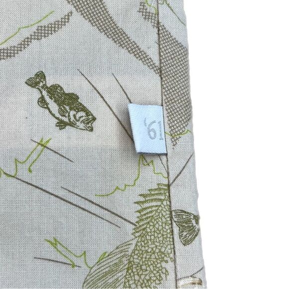 Cabela’s Fishing Shirt with hook and loop closures on pockets and back. Size L. - Picture 4 of 12